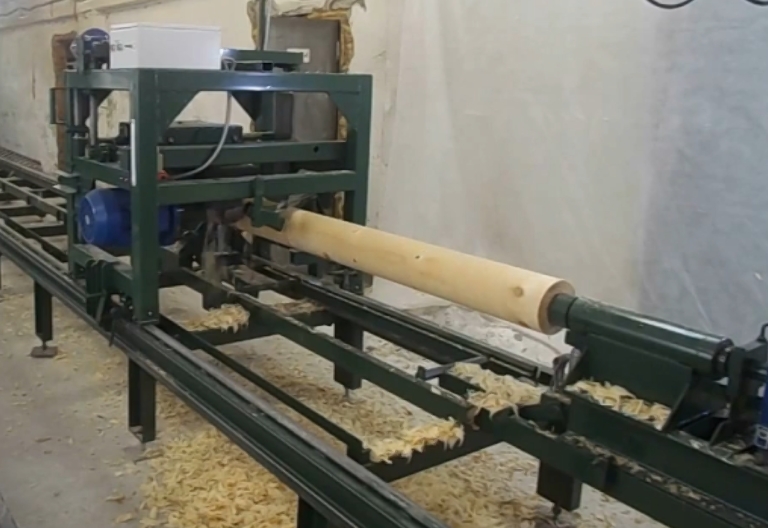 Log lathe OCS-1M